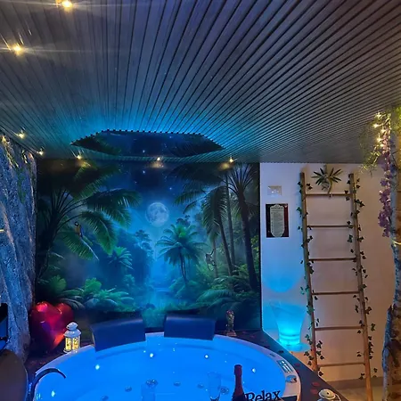 Apartment Moonlight Jungle Luxury