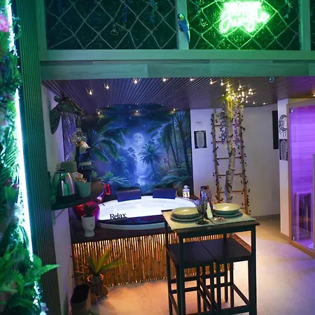 Moonlight Jungle Luxury Experience דירה *