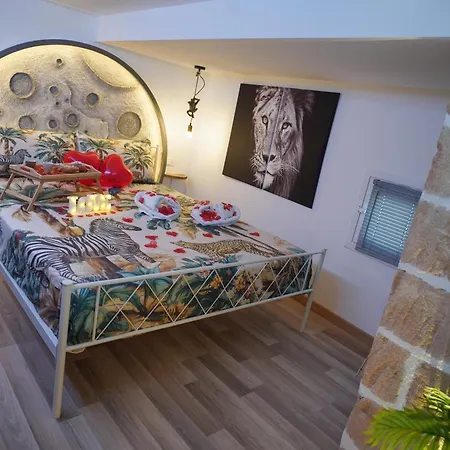 Moonlight Jungle Luxury Experience
