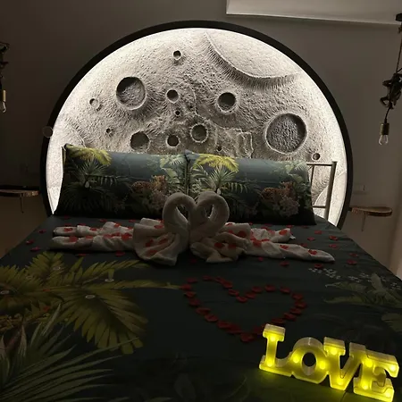 Moonlight Jungle Luxury Experience דירה