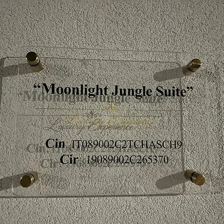 Moonlight Jungle Luxury *