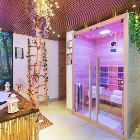 Moonlight Jungle Luxury Apartment